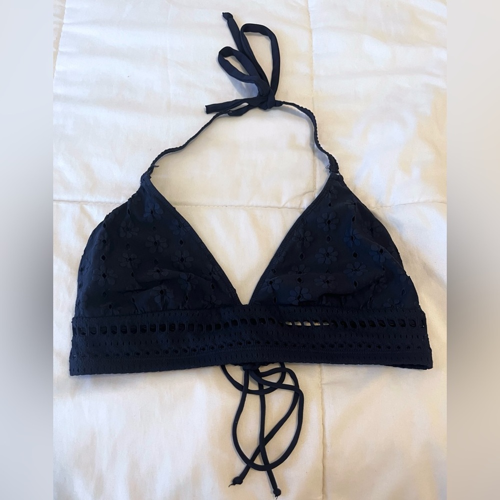 Robin Piccone Clarissa Halter Crochet Bikini Swim Top Navy Midnight size L